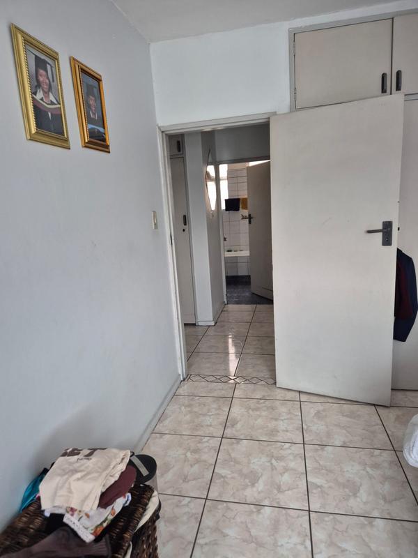 2 Bedroom Property for Sale in Gezina Gauteng