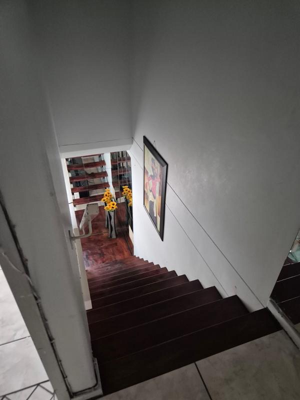 2 Bedroom Property for Sale in Gezina Gauteng