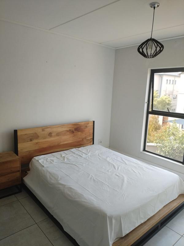 To Let 3 Bedroom Property for Rent in Waterfall Gauteng