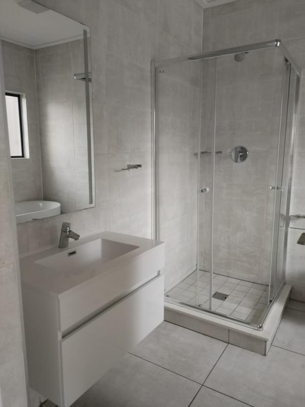 To Let 3 Bedroom Property for Rent in Waterfall Gauteng