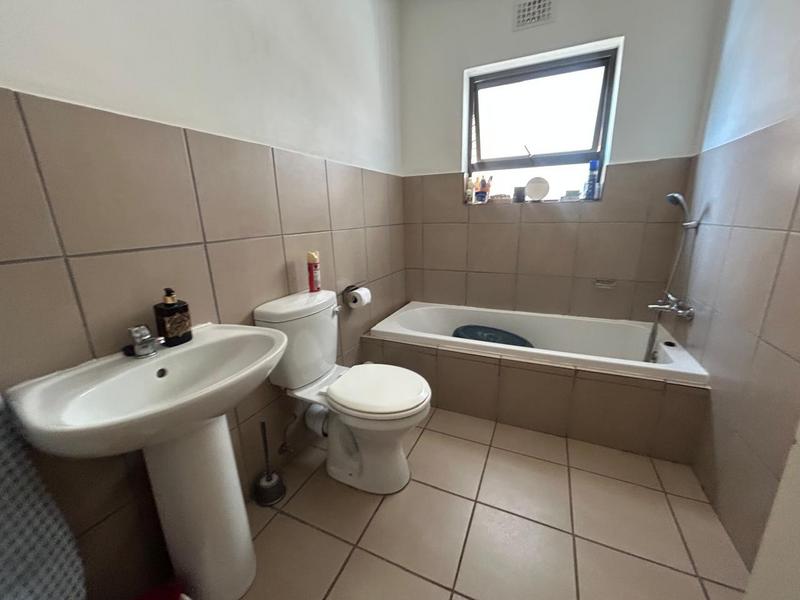 3 Bedroom Property for Sale in Albertsdal Gauteng