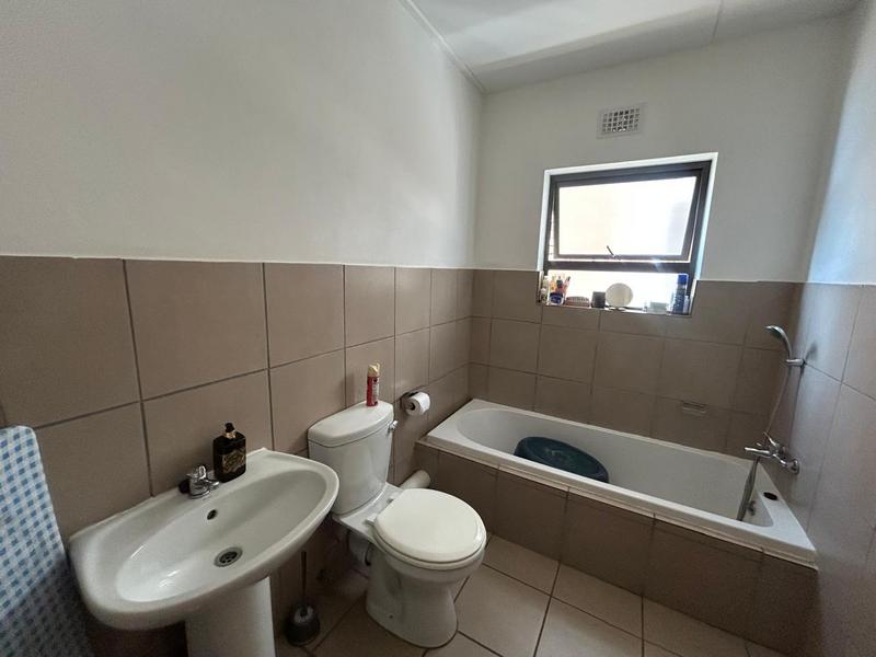 3 Bedroom Property for Sale in Albertsdal Gauteng