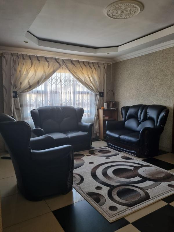 4 Bedroom Property for Sale in Vosloorus Gauteng