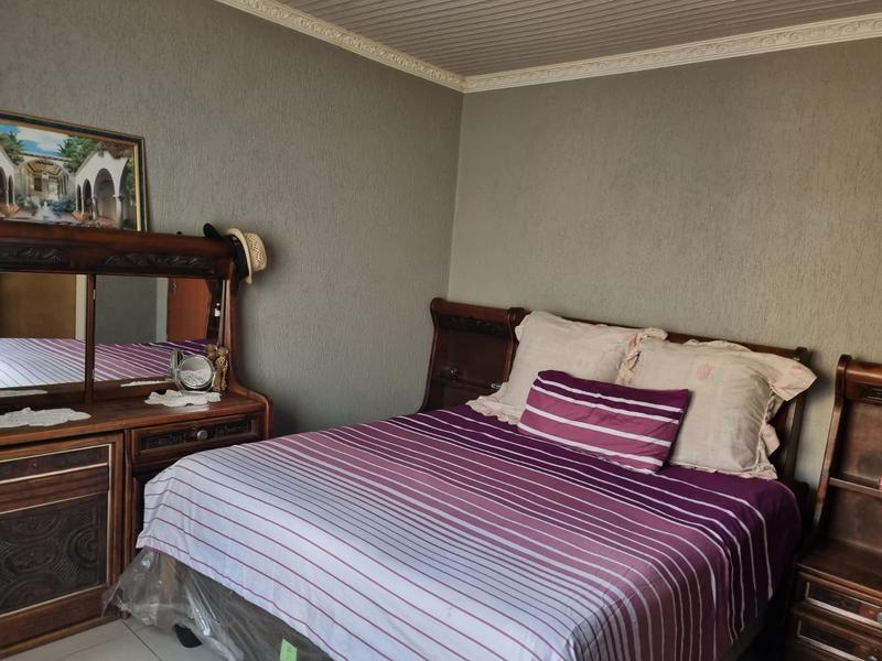 4 Bedroom Property for Sale in Vosloorus Gauteng