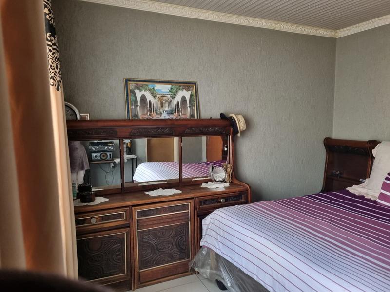 4 Bedroom Property for Sale in Vosloorus Gauteng