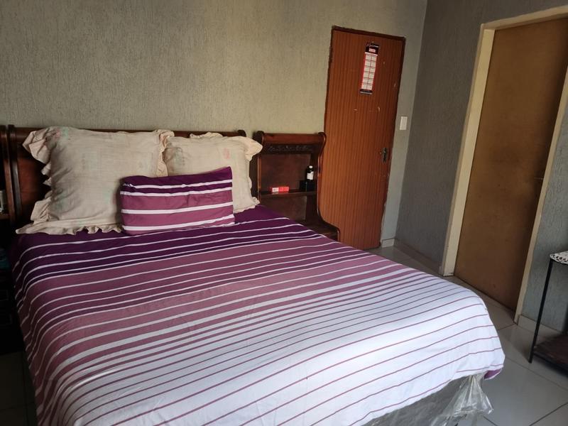 4 Bedroom Property for Sale in Vosloorus Gauteng