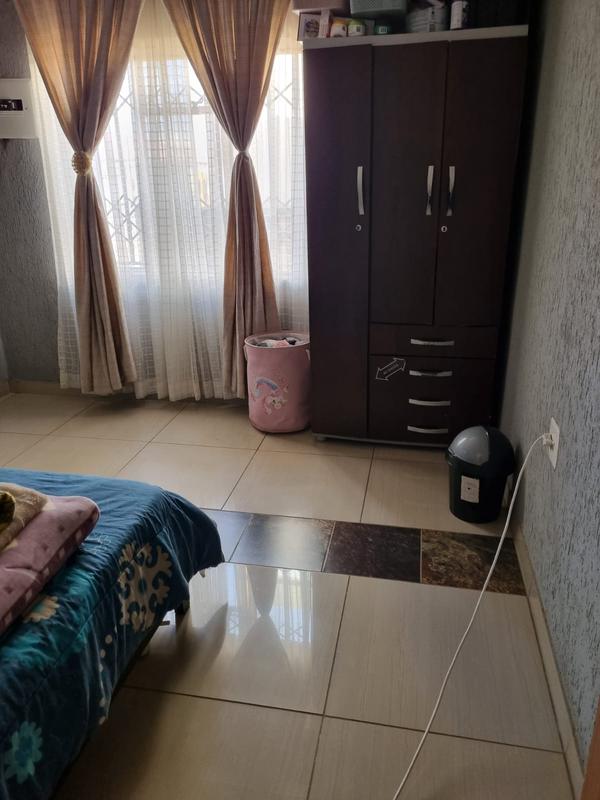 4 Bedroom Property for Sale in Vosloorus Gauteng