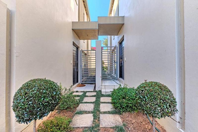 2 Bedroom Property for Sale in Sandton Gauteng