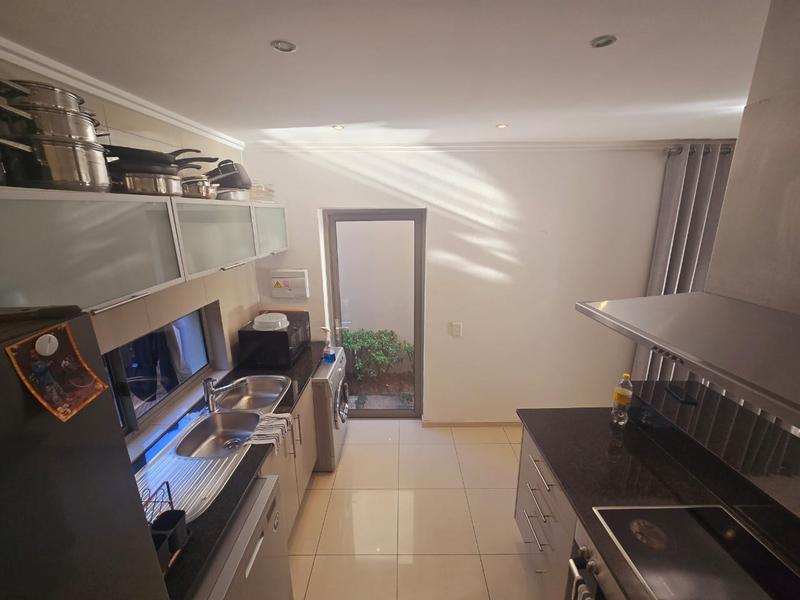 2 Bedroom Property for Sale in Sandton Gauteng