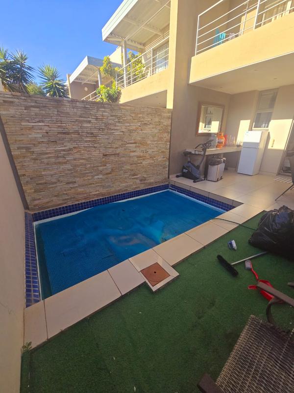 2 Bedroom Property for Sale in Sandton Gauteng