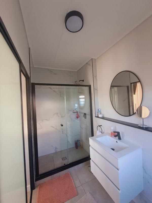 3 Bedroom Property for Sale in Waterfall Gauteng