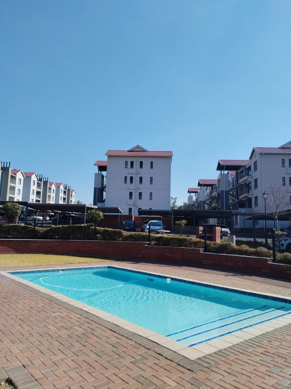 1 Bedroom Property for Sale in Modderfontein Gauteng