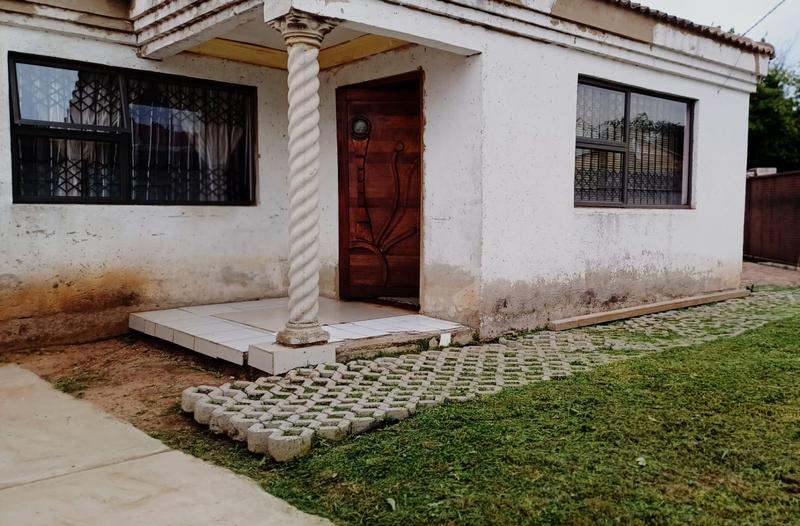 3 Bedroom Property for Sale in Moroka Gauteng