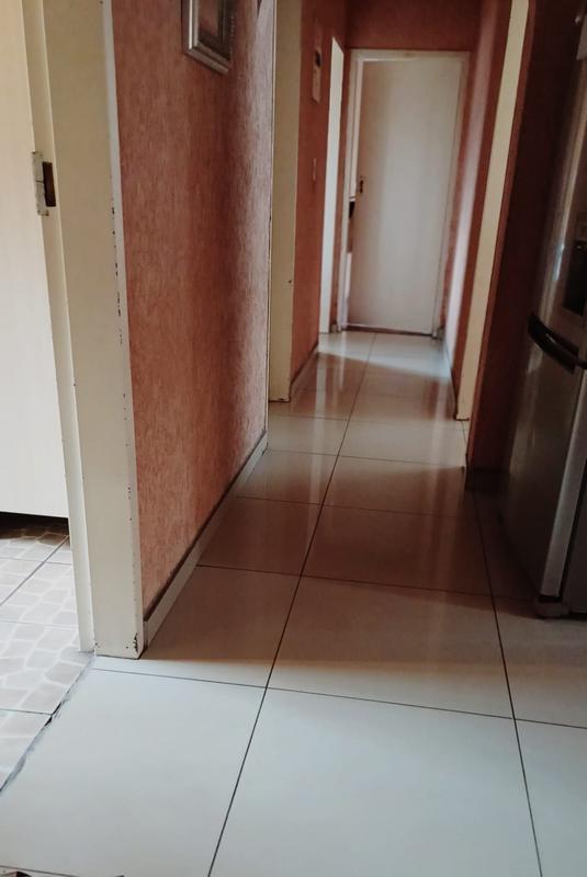 3 Bedroom Property for Sale in Moroka Gauteng