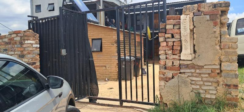 12 Bedroom Property for Sale in Alexandra East Bank Gauteng