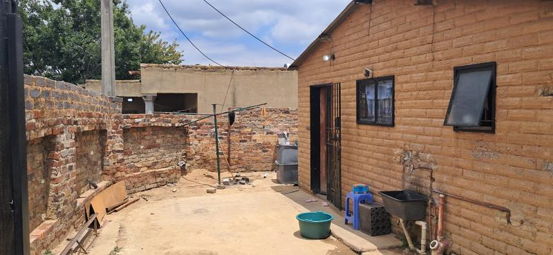 12 Bedroom Property for Sale in Alexandra East Bank Gauteng