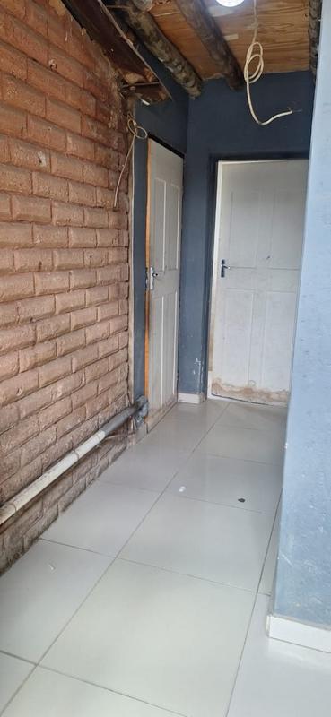 12 Bedroom Property for Sale in Alexandra East Bank Gauteng