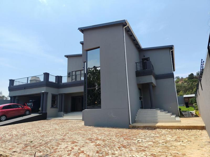 5 Bedroom Property for Sale in Walkerville Gauteng