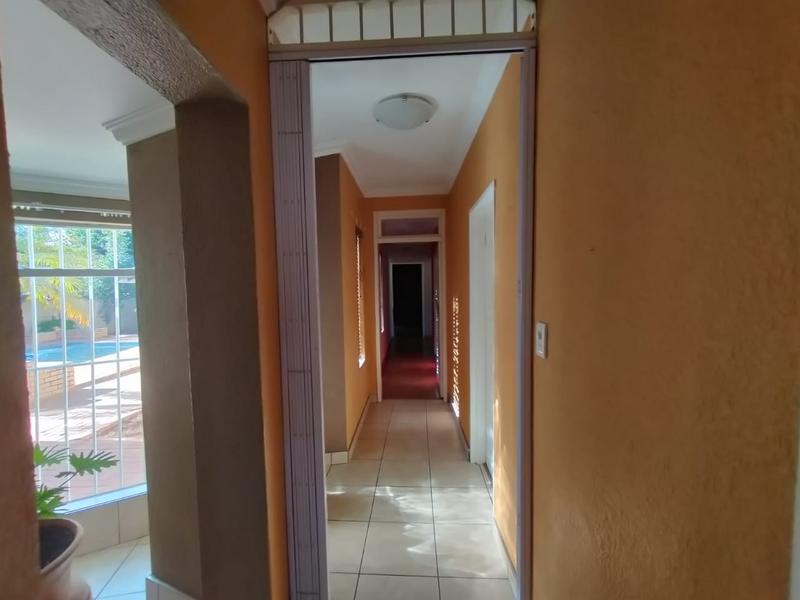 3 Bedroom Property for Sale in Glen Marais Gauteng