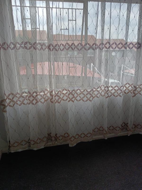 1 Bedroom Property for Sale in Vorna Valley Gauteng