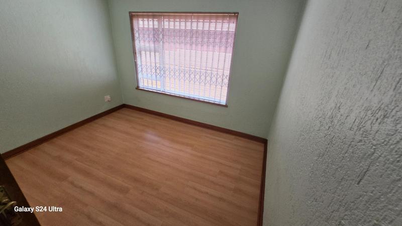 6 Bedroom Property for Sale in Sunward Park Gauteng