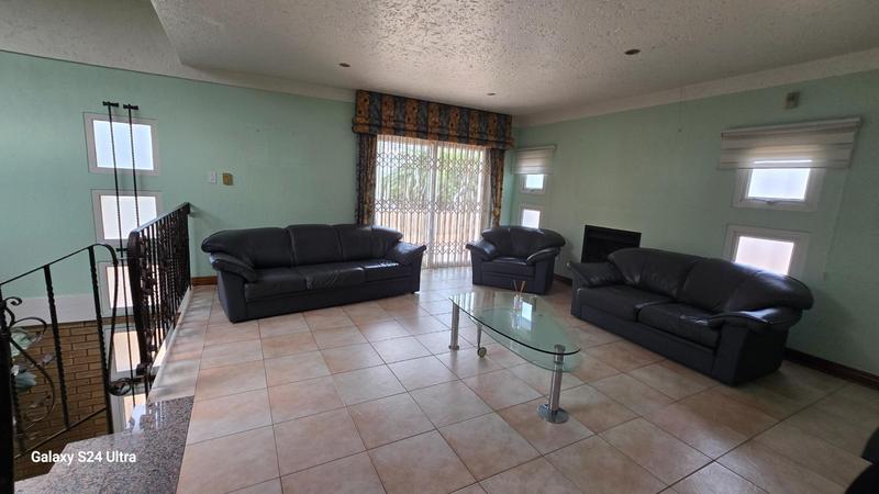 6 Bedroom Property for Sale in Sunward Park Gauteng