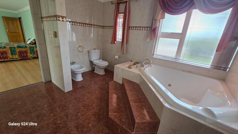 6 Bedroom Property for Sale in Sunward Park Gauteng