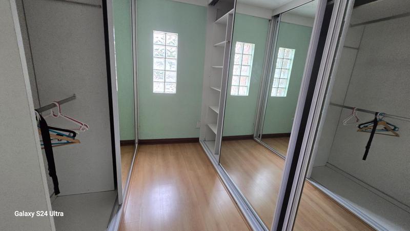 6 Bedroom Property for Sale in Sunward Park Gauteng