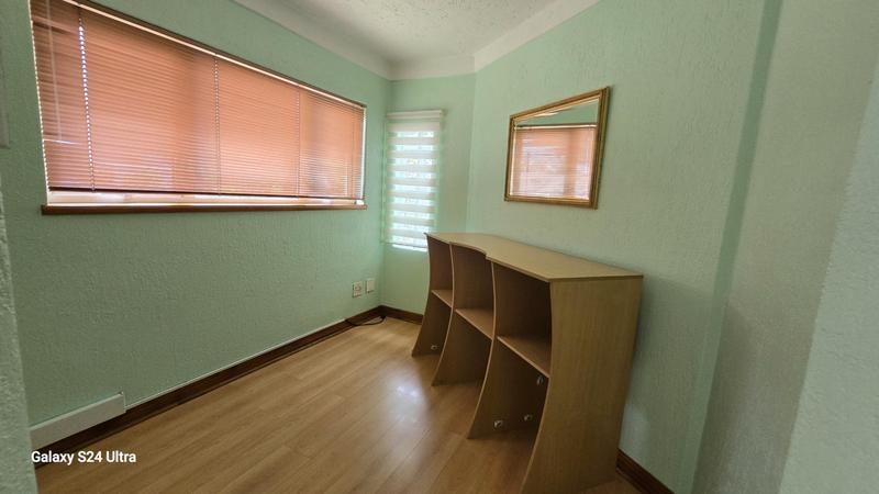 6 Bedroom Property for Sale in Sunward Park Gauteng