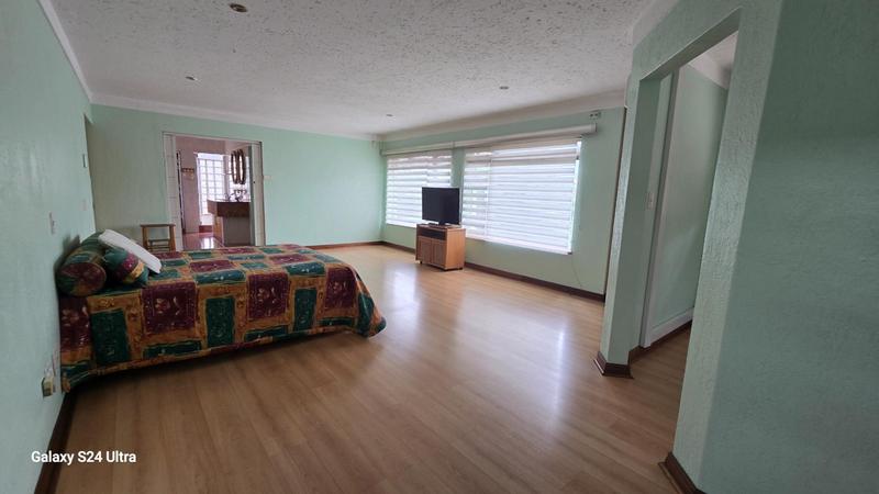 6 Bedroom Property for Sale in Sunward Park Gauteng