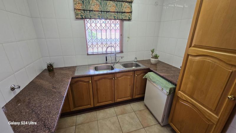 6 Bedroom Property for Sale in Sunward Park Gauteng