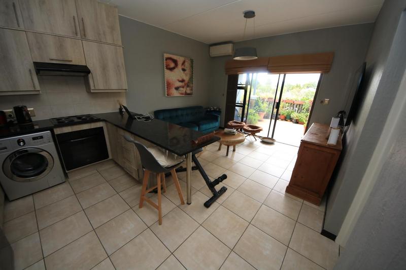 To Let 2 Bedroom Property for Rent in Barbeque Downs Gauteng