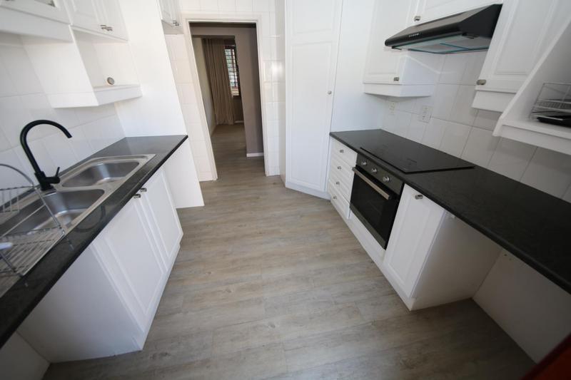 2 Bedroom Property for Sale in Dunkeld West Gauteng