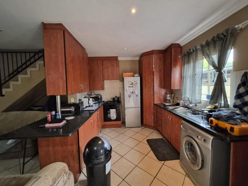 To Let 2 Bedroom Property for Rent in Annlin Gauteng