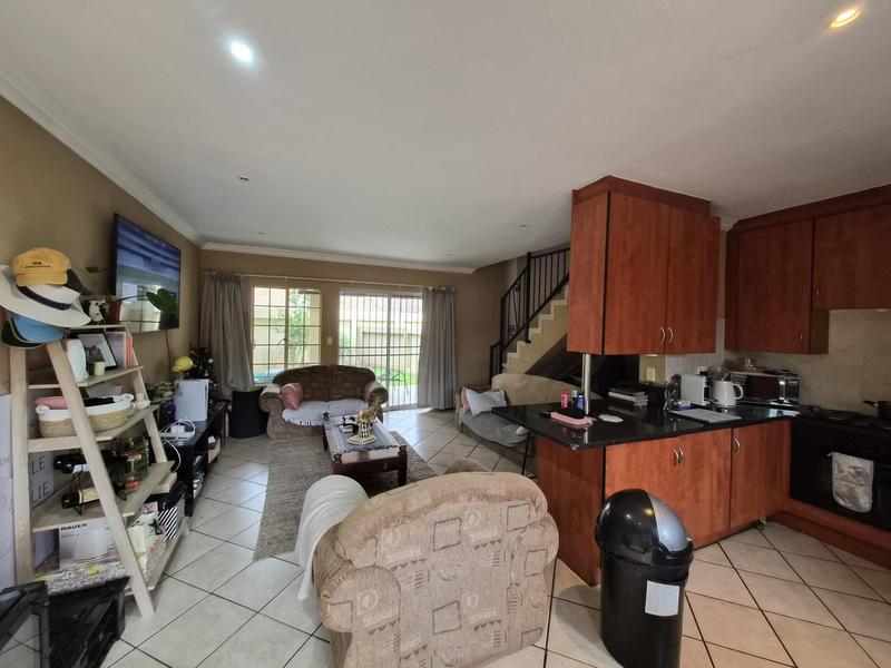 To Let 2 Bedroom Property for Rent in Annlin Gauteng