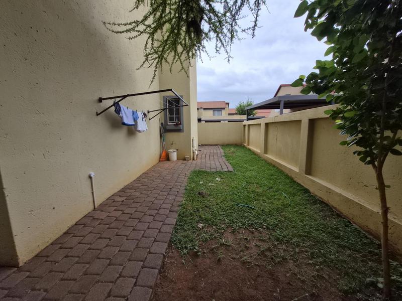 To Let 2 Bedroom Property for Rent in Annlin Gauteng