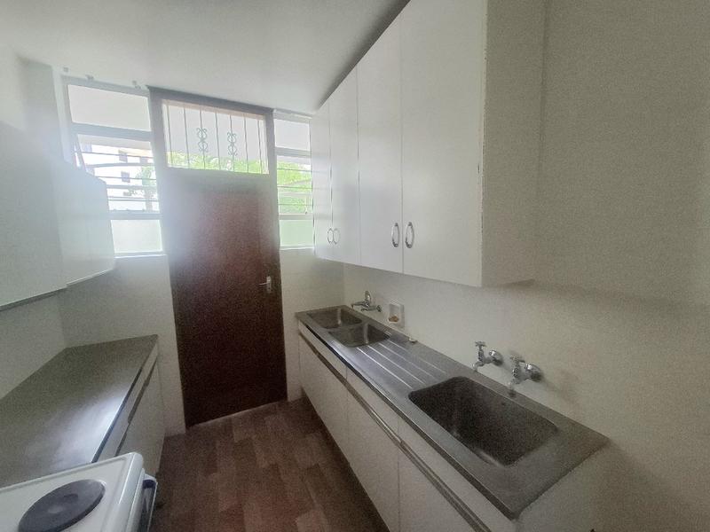 To Let 1 Bedroom Property for Rent in Sandown Gauteng