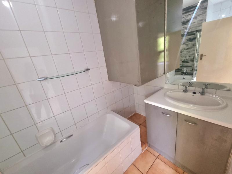 To Let 1 Bedroom Property for Rent in Sandton Central Gauteng