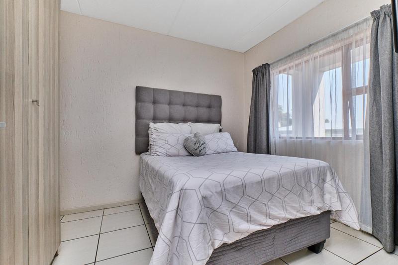 2 Bedroom Property for Sale in Paulshof Gauteng