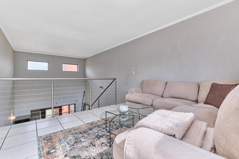 2 Bedroom Property for Sale in Sunninghill Gauteng