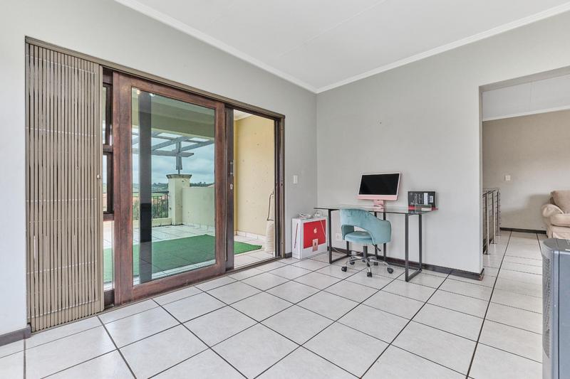 2 Bedroom Property for Sale in Sunninghill Gauteng