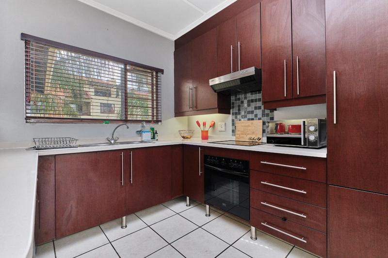 2 Bedroom Property for Sale in Sunninghill Gauteng