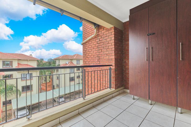 2 Bedroom Property for Sale in Sunninghill Gauteng