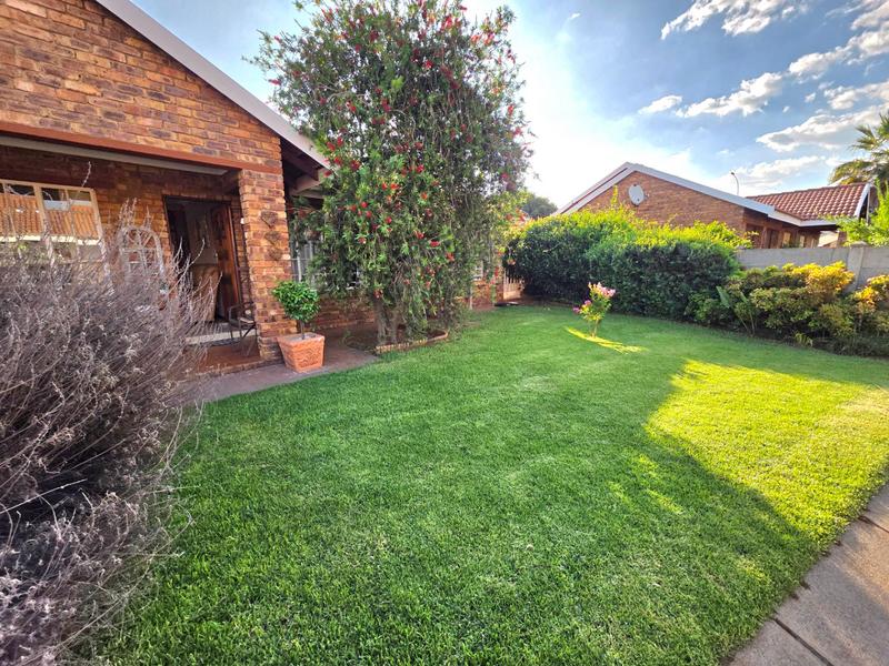 3 Bedroom Property for Sale in Kookrus Gauteng