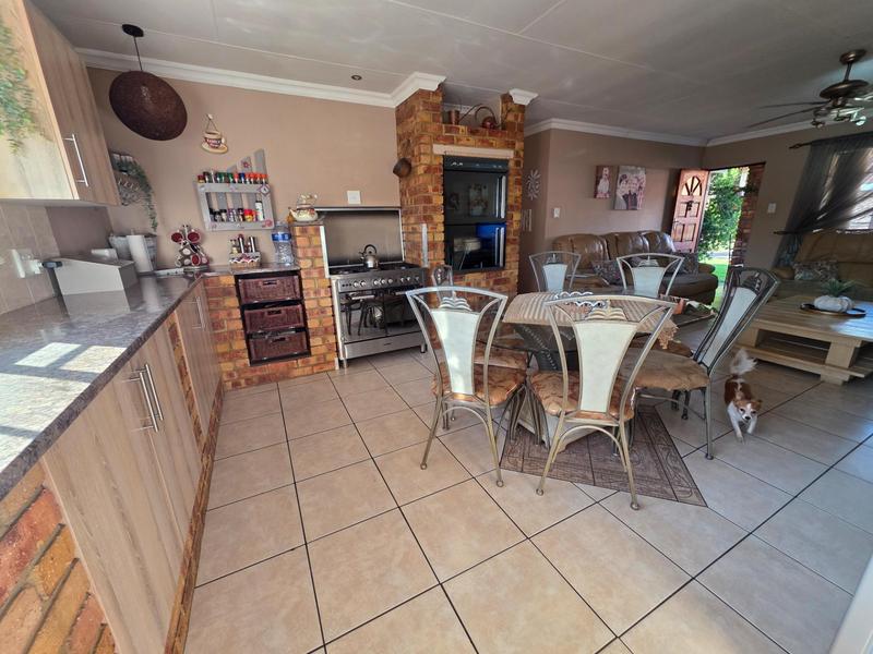 3 Bedroom Property for Sale in Kookrus Gauteng