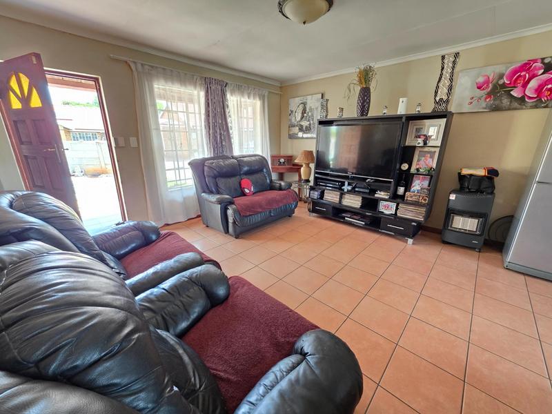 3 Bedroom Property for Sale in Kookrus Gauteng