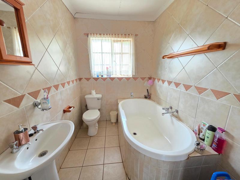 3 Bedroom Property for Sale in Kookrus Gauteng