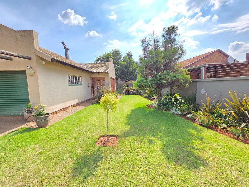 3 Bedroom Property for Sale in Kookrus Gauteng
