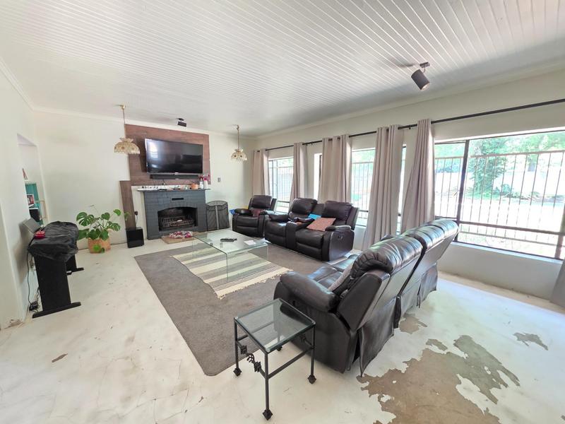 4 Bedroom Property for Sale in Meyerton Central Gauteng