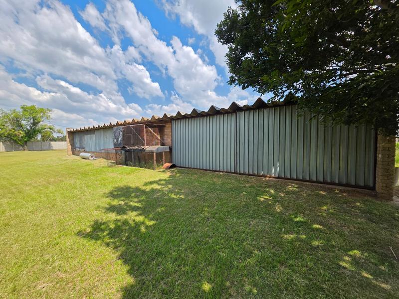 6 Bedroom Property for Sale in Nelsonia Gauteng